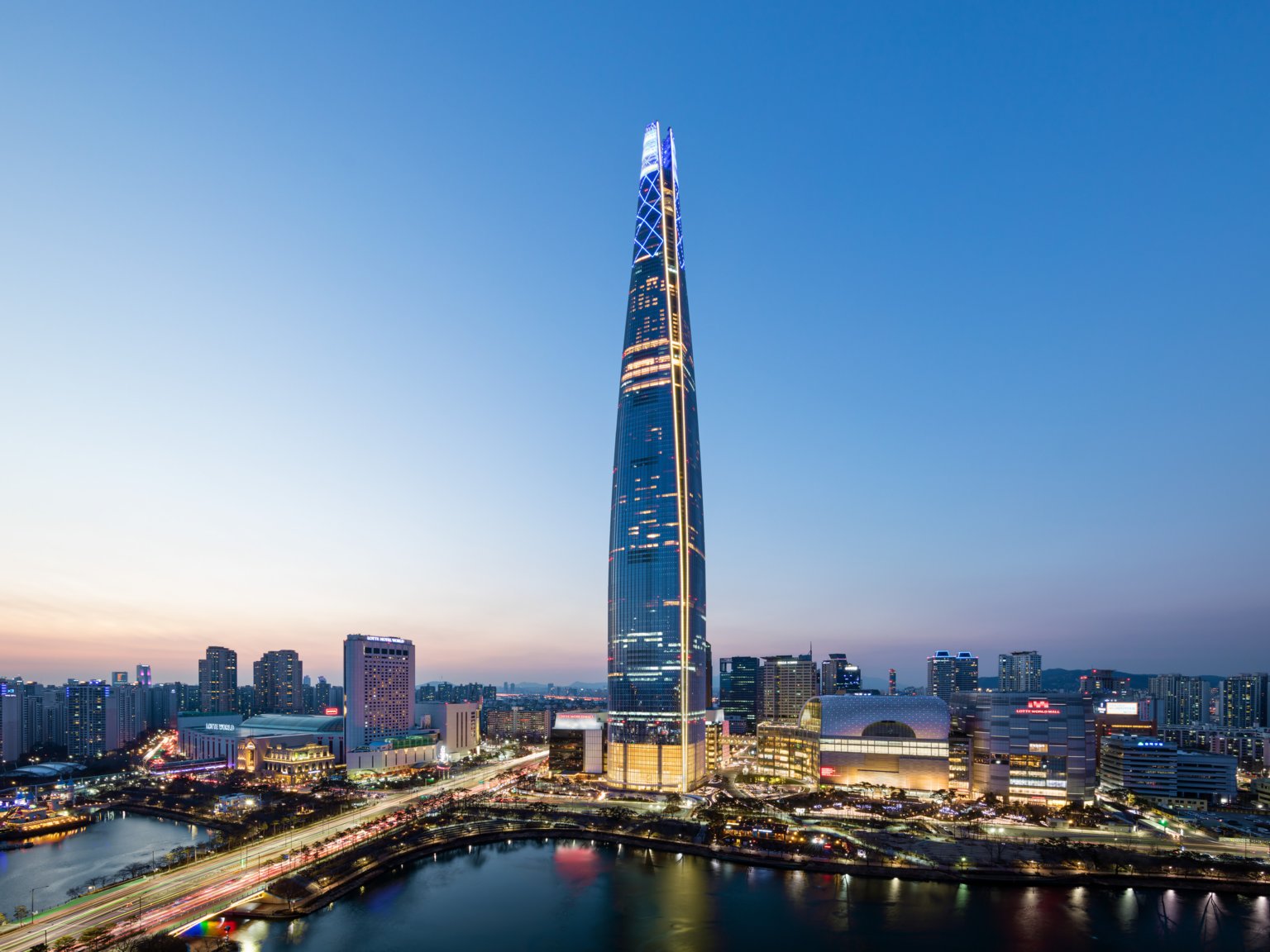 Lotte World Tower run up race 2019