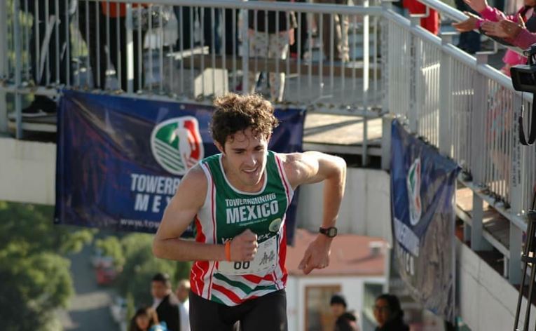 Alexis Trujillo La Verticale de la Tour Eiffel